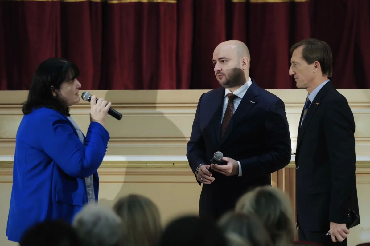 Вячеслав Федорищев: В Отрадном встретился с активными жителями Вячеслав Федорищев: В Отрадном встретился с активными жителями