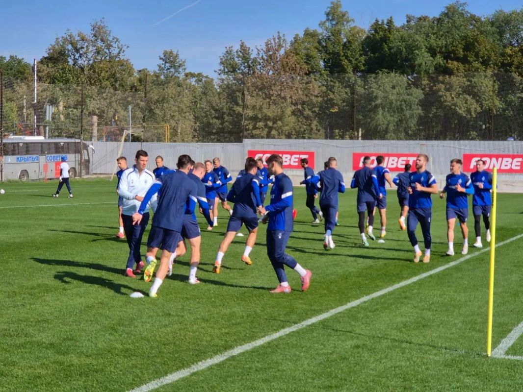 Самарские «Крылья Советов» сыграют сегодня в гостях против «Локомотива»