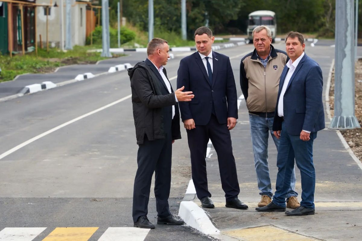 В Сызрани отремонтировали более 20 дорожных участков В Сызрани отремонтировали более 20 дорожных участков