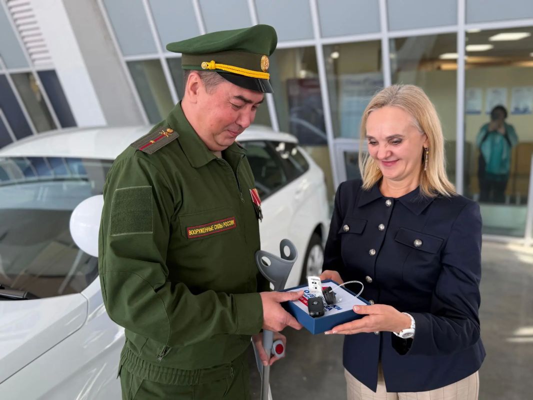 Ветеран СВО отправился на выборы на новом автомобиле с ручным управлением