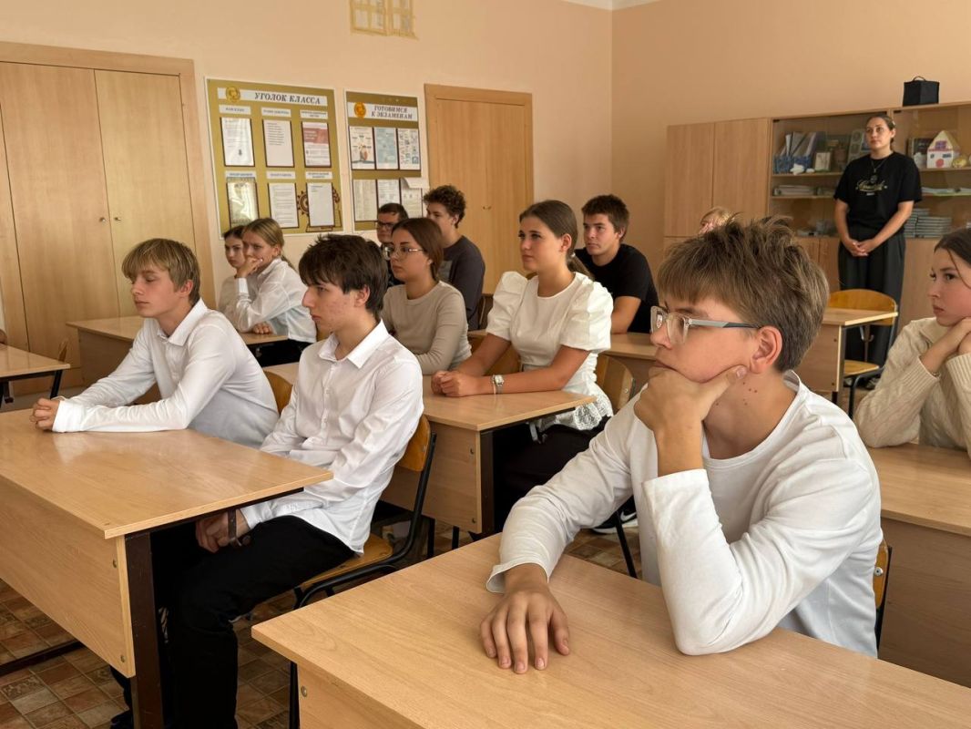 Школьникам напомнили о безопасности при управлении мототранспортом Школьникам напомнили о безопасности при управлении мототранспортом