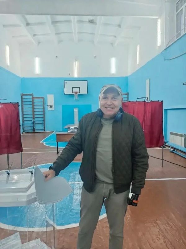 Ветераны боевых действий из Волжского района проголосовали на выборах Ветераны боевых действий из Волжского района проголосовали на выборах