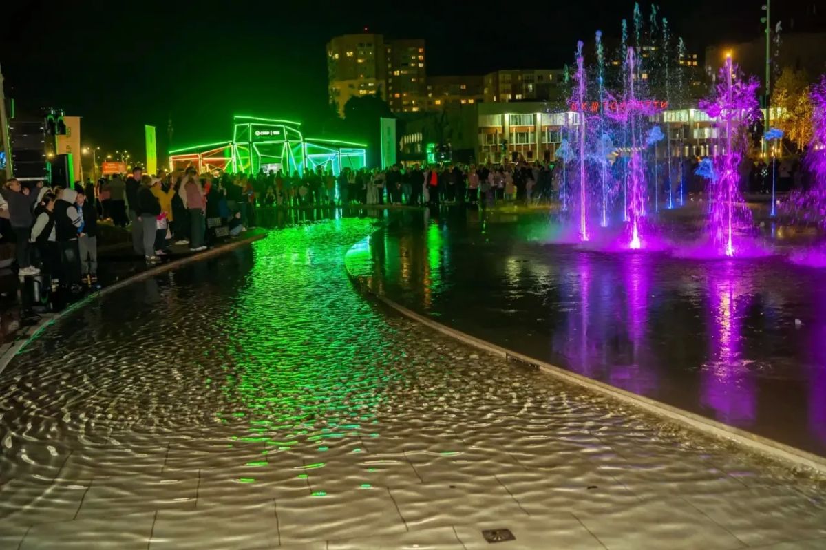 Центральная площадь в Тольятти Центральная площадь в Тольятти