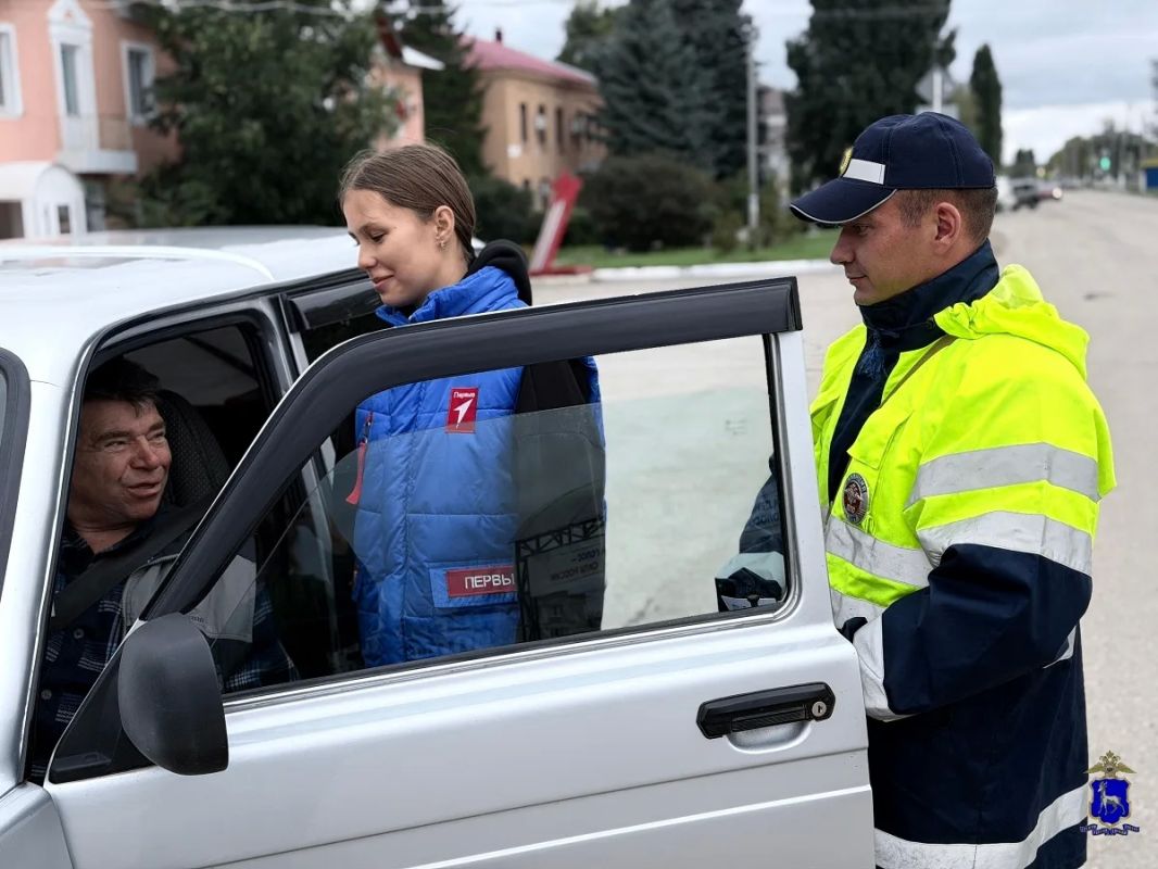 В Самарской области полицейские напомнили водителям о безопасности детей на дороге