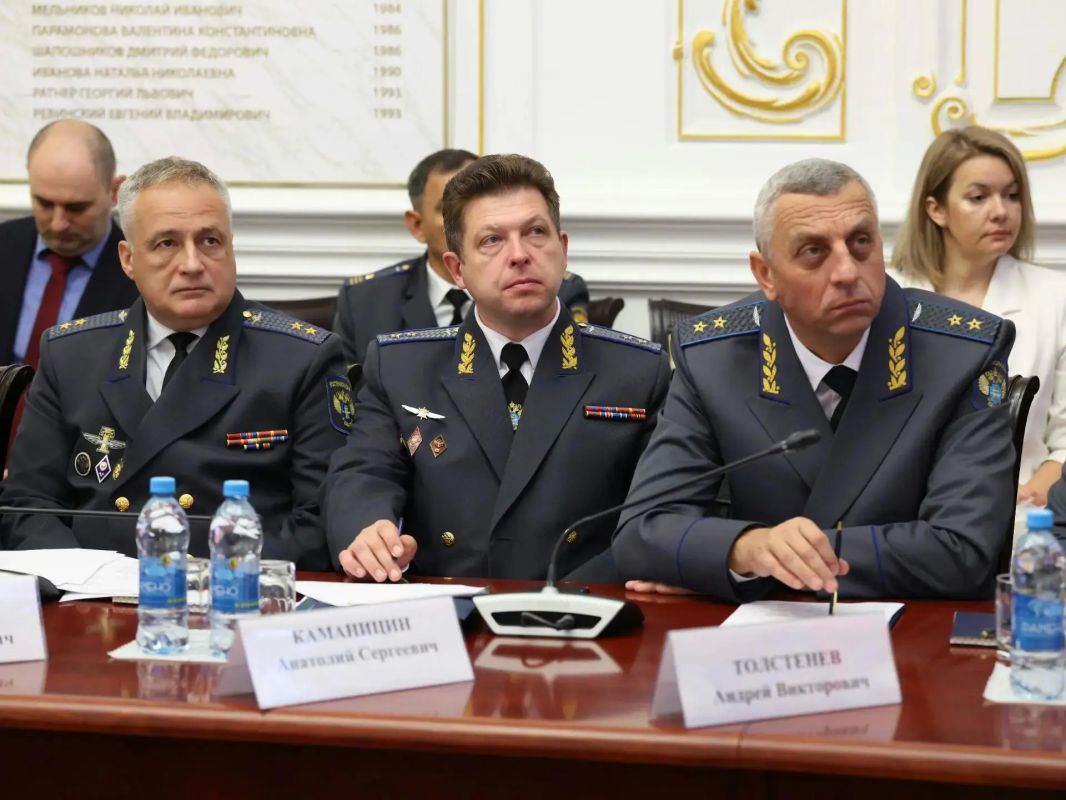 Иван Носков: Сегодня в Самаре прошла выездная коллегия Федеральной службы по надзору в сфере транспорта под председательством руководителя службы Виктора Борисовича Гулина Иван Носков: Сегодня в Самаре прошла выездная коллегия Федеральной службы по надзору в сфере транспорта под председательством руководителя службы Виктора Борисовича Гулина