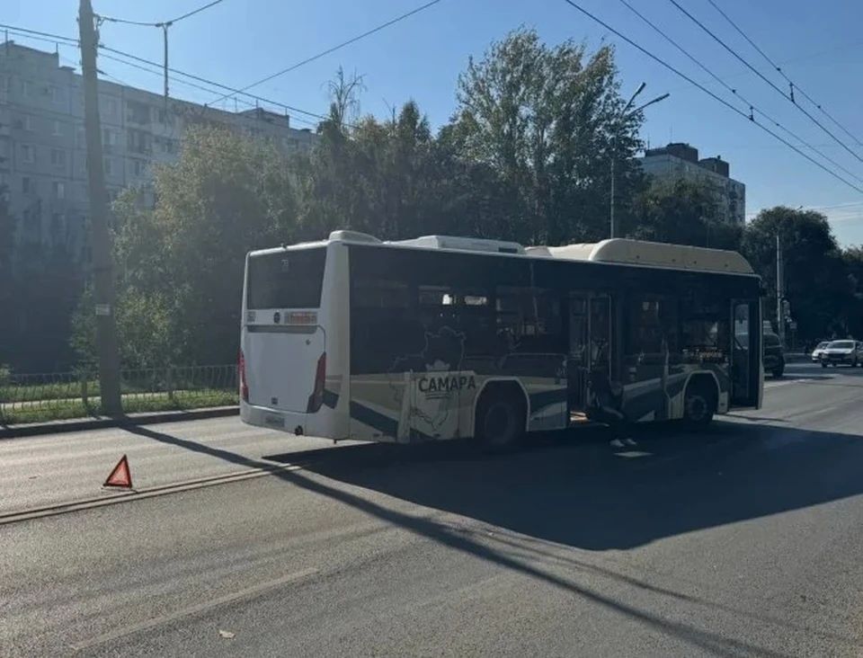Автобус № 70 сбил парня на электровелосипеде в Самаре