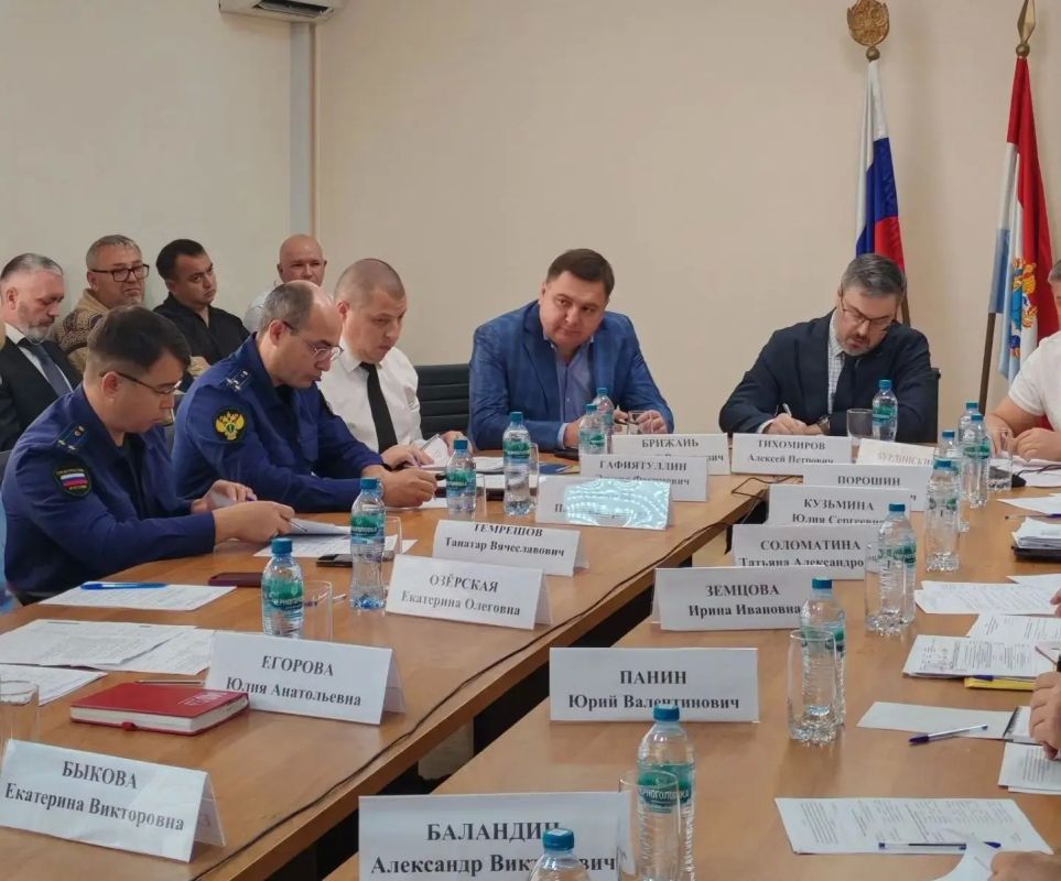 В министерстве энергетики и ЖКХ Самарской области проходит совещание по подведению итогов мониторинга мероприятий в рамках реализации федерального проекта "Оздоровление Волги" нацпроекта "Экология" В министерстве энергетики и ЖКХ Самарской области проходит совещание по подведению итогов мониторинга мероприятий в рамках реализации федерального проекта "Оздоровление Волги" нацпроекта "Экология"