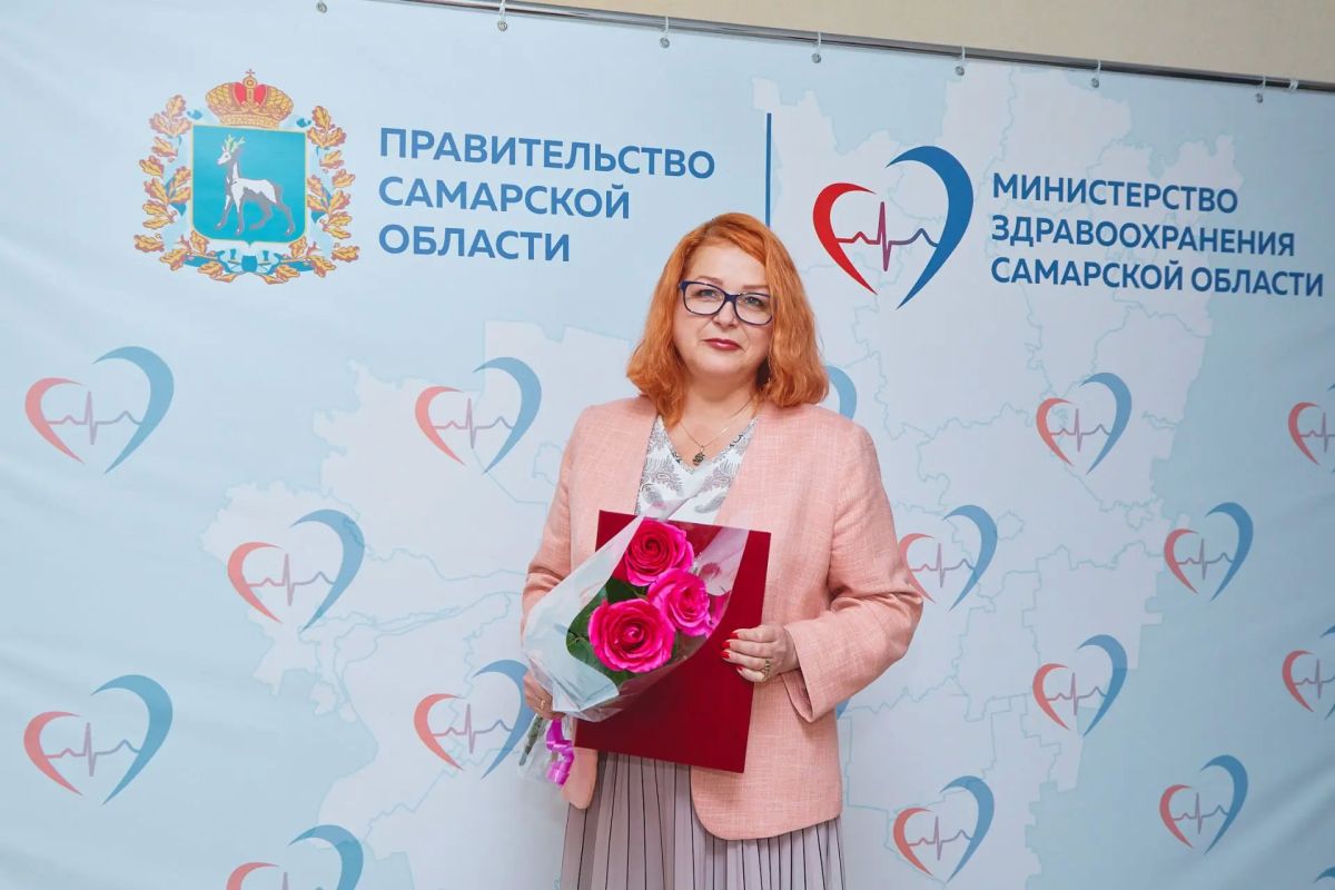 Андрей Орлов вручил награды представителям отрасли здравоохранения Андрей Орлов вручил награды представителям отрасли здравоохранения