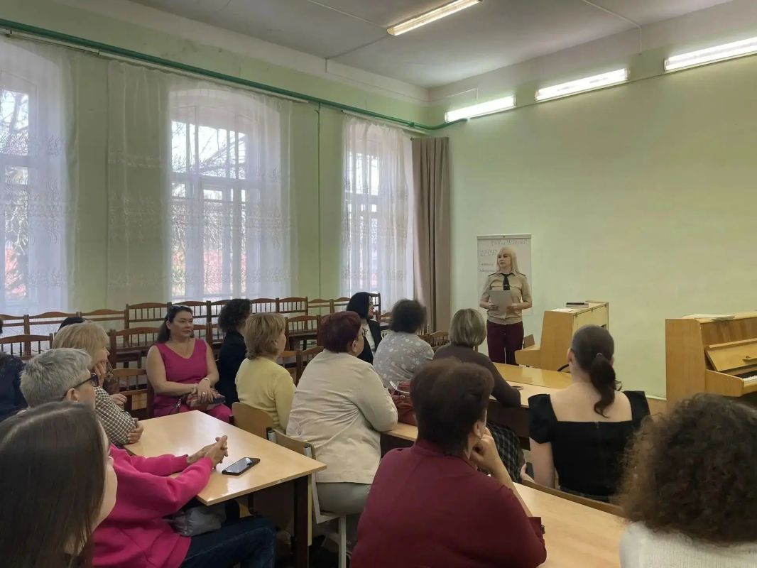 В период с 14.09.2026 года по 25.09.2026 года специалистами территориального отдела Управления Роспотребнадзора по Самарской области в г. Сызрани в рамках 3-го этапа просветительского проекта – Лекторий «Санпросвет»... В период с 14.09.2026 года по 25.09.2026 года специалистами территориального отдела Управления Роспотребнадзора по Самарской области в г. Сызрани в рамках 3-го этапа просветительского проекта – Лекторий «Санпросвет»...