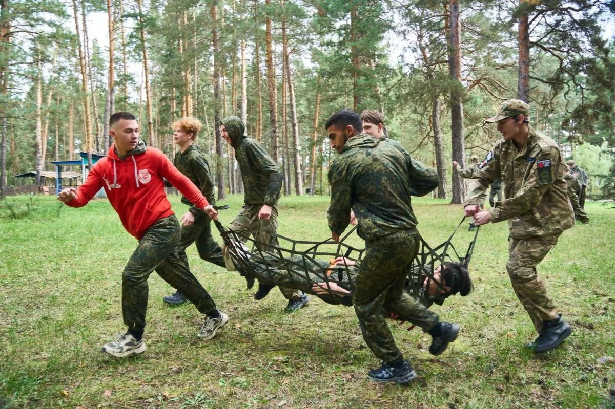 Сызранские «Наследники Победы» заняли второе место областных состязаний Сызранские «Наследники Победы» заняли второе место областных состязаний
