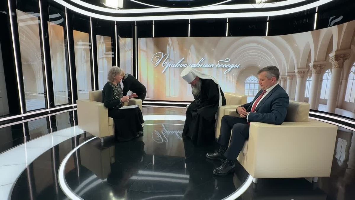 Митрополит Самарский и Новокуйбышевский Феодосий и министр молодежной политики Самаркой области Владимир Усов стали гостями нового выпуска «Православных бесед»