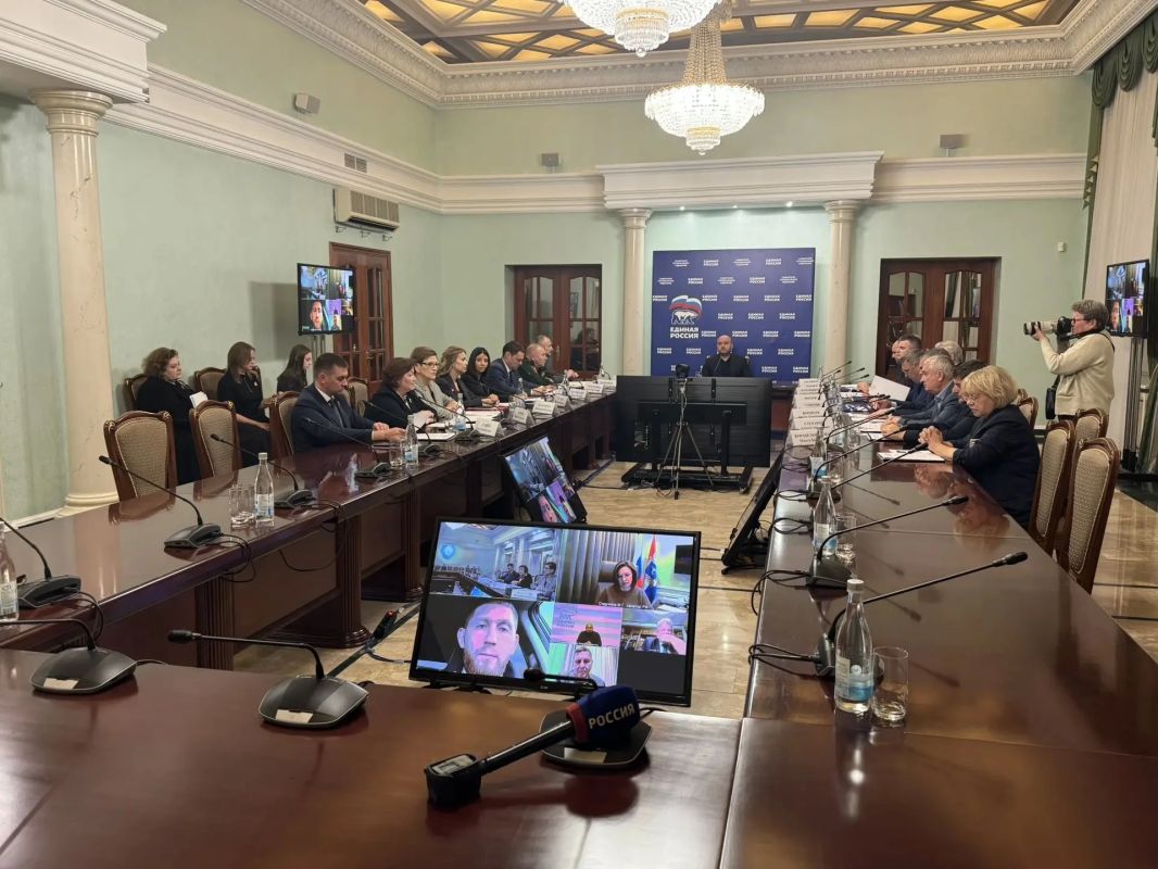 На должность председателя Самарской губернской думы рекомендована Екатерина Кузьмичева, на пост руководителя фракции «Единой России» в областном парламенте — Вячеслав Романов, а представителем региона в Совете Федерации...