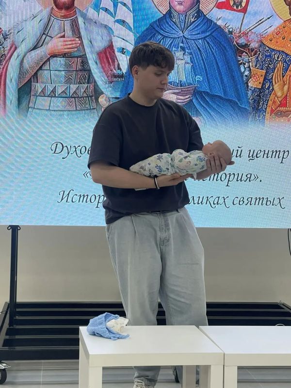 В МОРДОВИИ ПРОДОЛЖАЕТСЯ РАЗВИТИЕ ПРОЕКТА «ШКОЛА МОЛОДОГО ОТЦА» В МОРДОВИИ ПРОДОЛЖАЕТСЯ РАЗВИТИЕ ПРОЕКТА «ШКОЛА МОЛОДОГО ОТЦА»