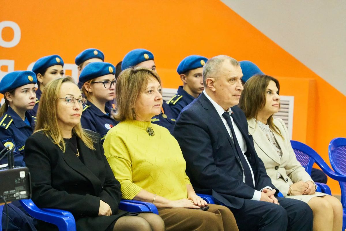 В Сызрани почтили память героев-летчиков В Сызрани почтили память героев-летчиков
