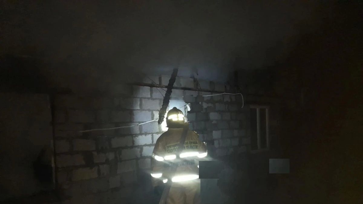 Под Самарой утром 9 октября загорелись надворные постройки