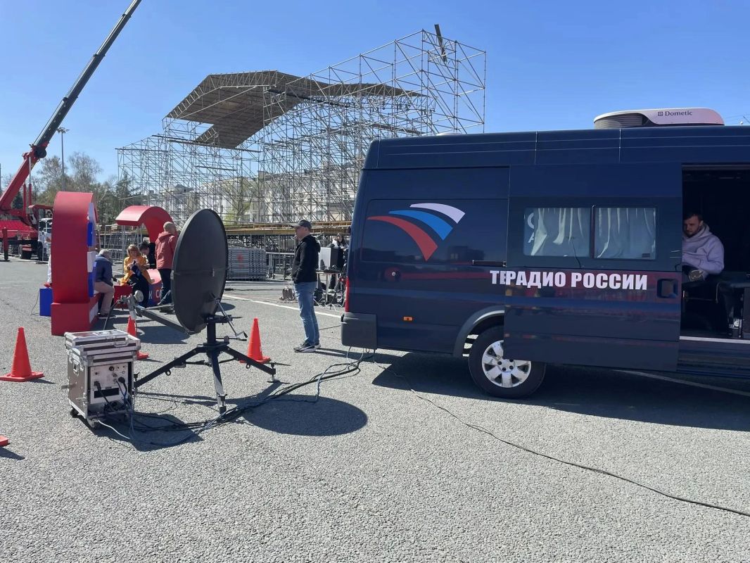Космические флешмобы ГТРК «Самара» могут получить всероссийское звучание Космические флешмобы ГТРК «Самара» могут получить всероссийское звучание