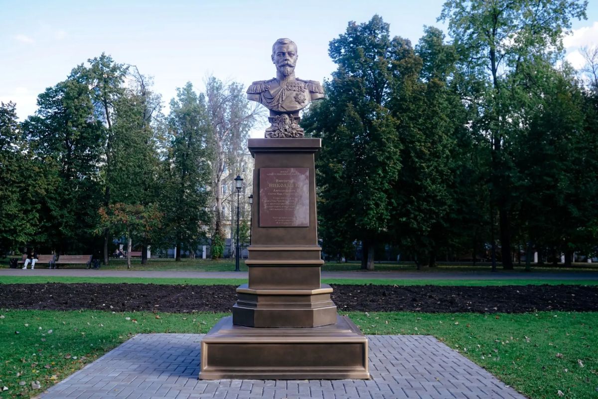 От памятников до исторических мест и утраченных зданий: «Комсомолка» прошлась по «Императорскому маршруту» в Самаре От памятников до исторических мест и утраченных зданий: «Комсомолка» прошлась по «Императорскому маршруту» в Самаре