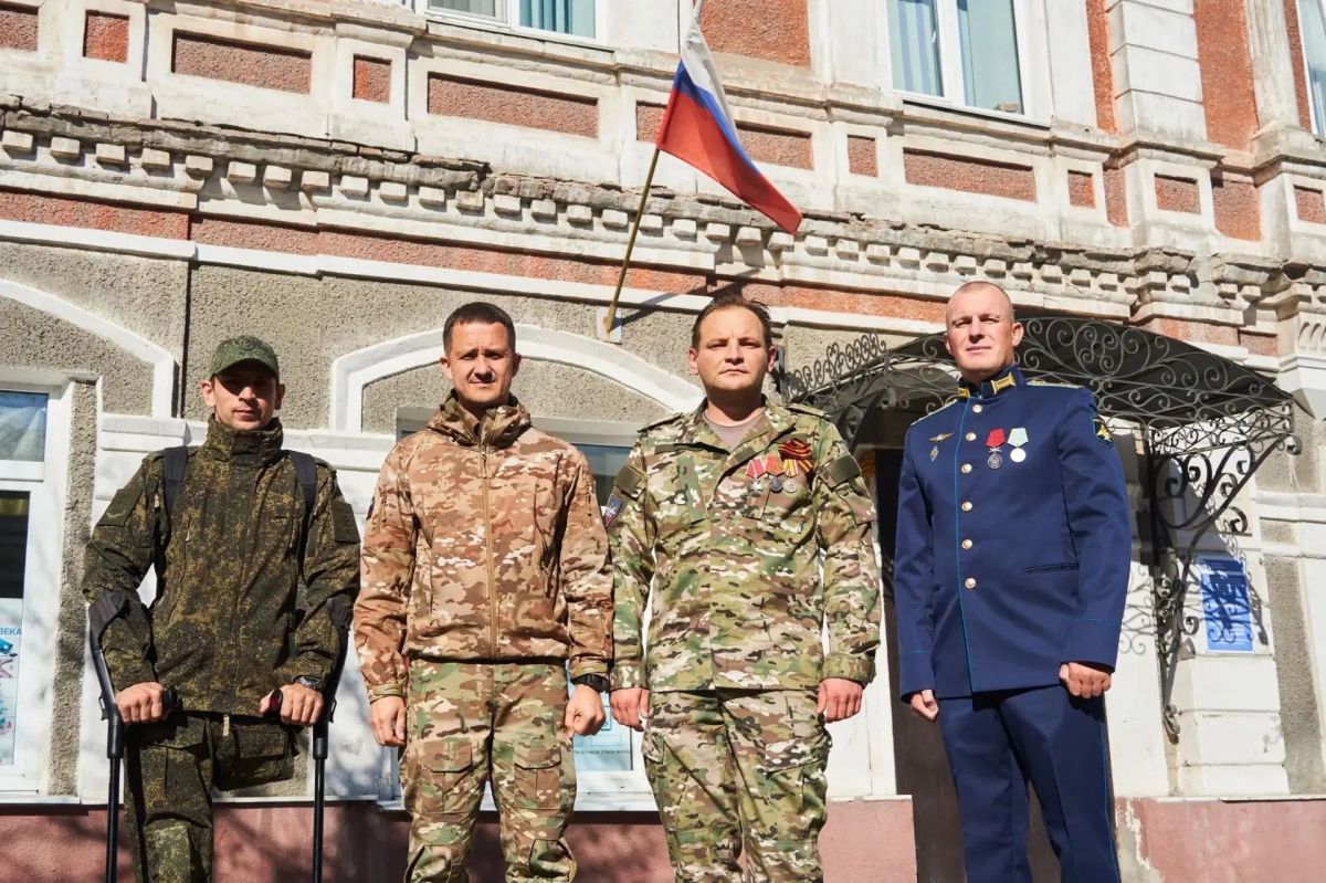 Личным примером: сызранские ветераны СВО присоединились к осенней прививочной кампании