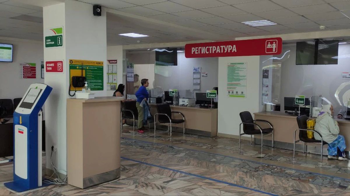 Вячеслав Федорищев поручил Минздраву обеспечить ускоренный темп вакцинации населения против гриппа