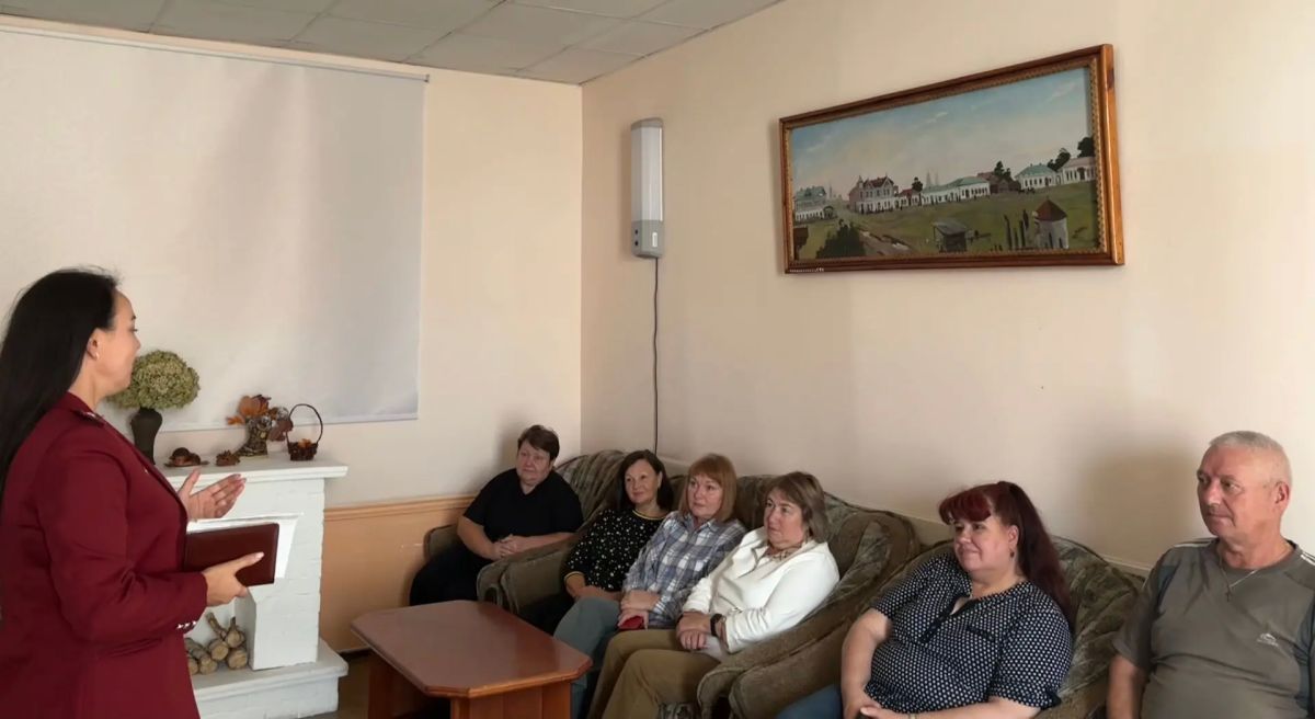 В рамках четвертого этапа просветительского проекта Лекторий «Санпросвет» специалистами Территориального отдела в г. Отрадном, на базе ГБУ СО «Дом социального обслуживания «Похвистневский» и ГКУ СО «Комплексный центр... В рамках четвертого этапа просветительского проекта Лекторий «Санпросвет» специалистами Территориального отдела в г. Отрадном, на базе ГБУ СО «Дом социального обслуживания «Похвистневский» и ГКУ СО «Комплексный центр...