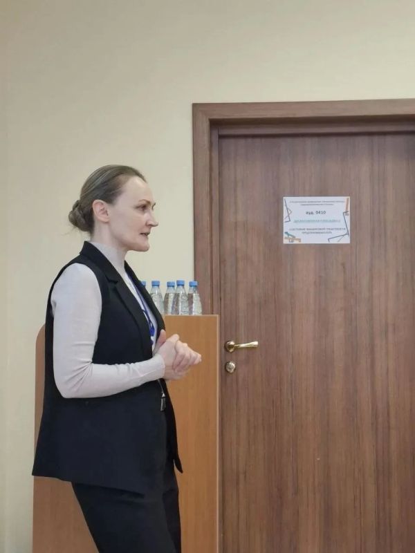 Самарская область поделилась практиками на Всероссийской конференции по финансовой культуре предпринимательства Самарская область поделилась практиками на Всероссийской конференции по финансовой культуре предпринимательства