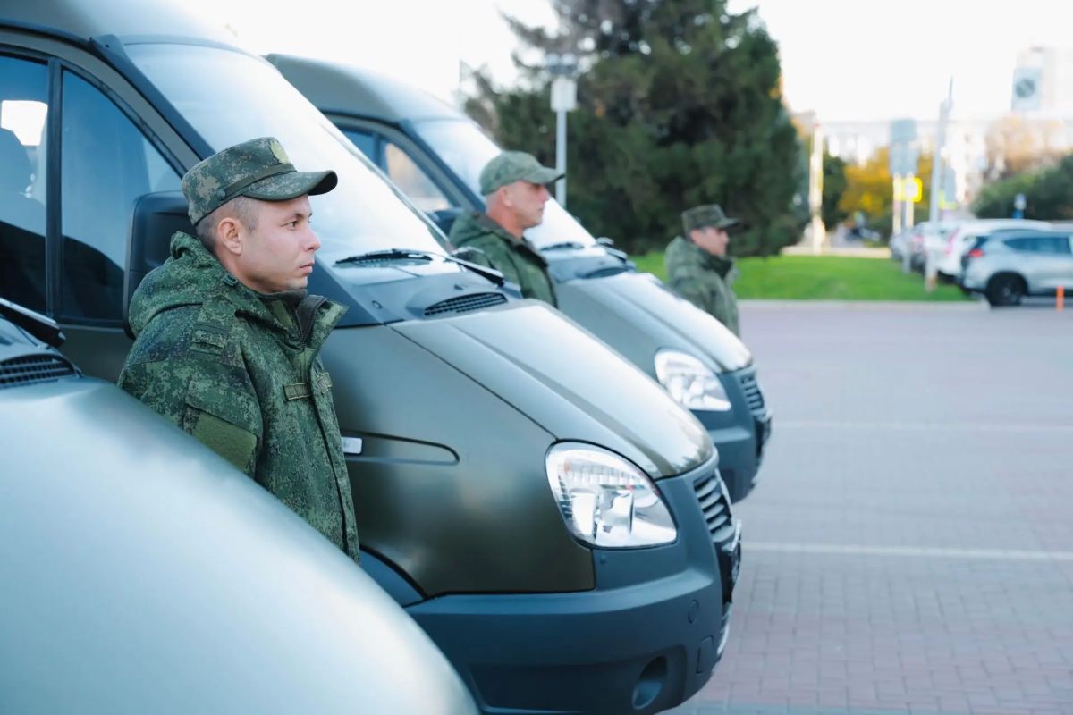 Губернатор поручил закупить дополнительные автомобили для отряда «БАРС-Крылья»