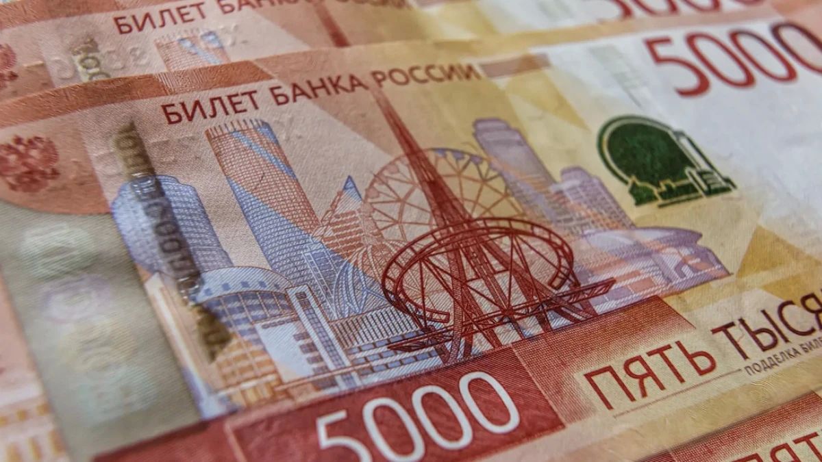 Средняя зарплата в Самарской области к 2029 году достигнет 106 тысяч рублей