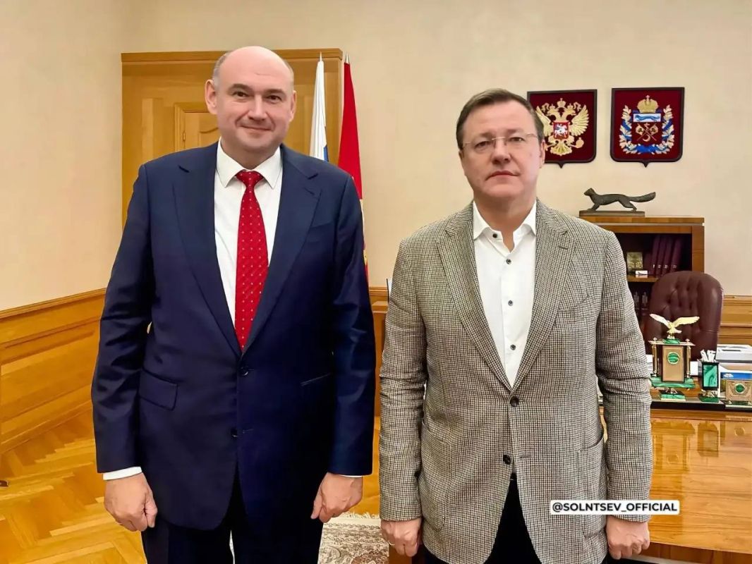 Глава Оренбуржья провел встречу с экс-губернатором Самарской области