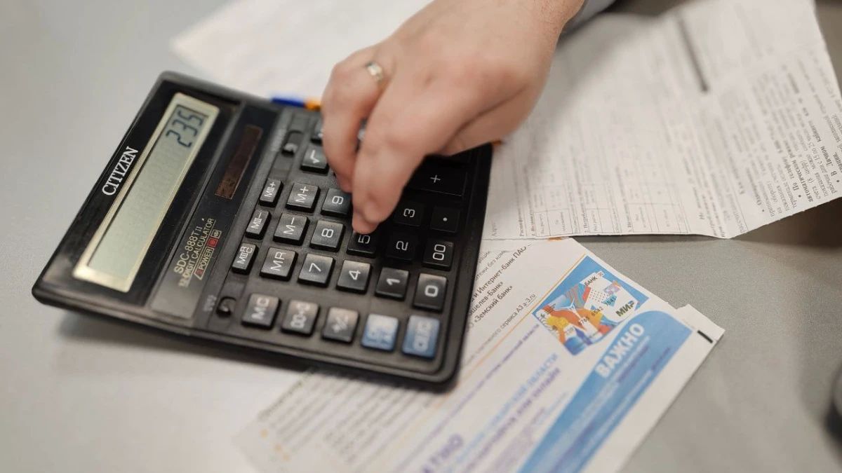 Владимир Кошелев прокомментировал решение губернатора сохранить расчет платы за вывоз ТКО по квадратным метрам для МКД