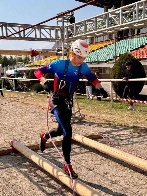 Александр Губанов стал трехкратным победителем первенства мира по спортивному туризму Александр Губанов стал трехкратным победителем первенства мира по спортивному туризму