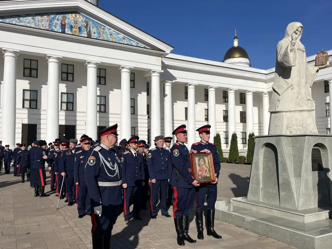 Прямо сейчас в Самаре проходит Большой круг Волжского казачьего войска — одно из ключевых событий года для казачества региона Прямо сейчас в Самаре проходит Большой круг Волжского казачьего войска — одно из ключевых событий года для казачества региона