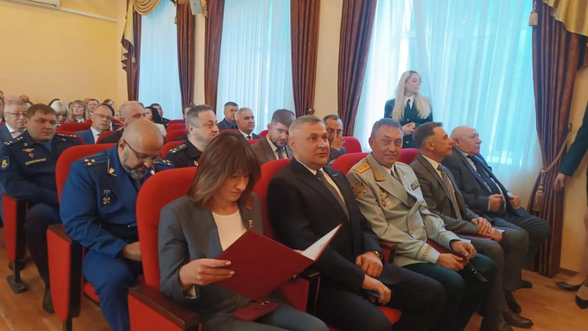 В эти минуты в Самаре проходит торжественное мероприятие, посвящённое Дню таможенника Российской Федерации В эти минуты в Самаре проходит торжественное мероприятие, посвящённое Дню таможенника Российской Федерации