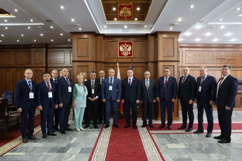 Представители МВД России приняли участие в очередном заседании Научно-консультативного совета при Совете министров внутренних дел государств – участников Содружества Независимых Государств Представители МВД России приняли участие в очередном заседании Научно-консультативного совета при Совете министров внутренних дел государств – участников Содружества Независимых Государств