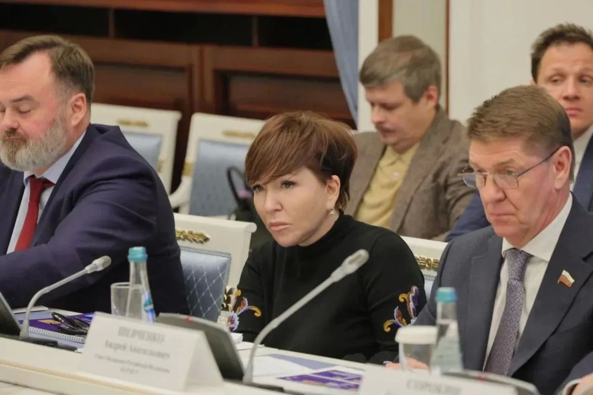 Открыт прием заявок на IV Всероссийскую муниципальную премию «Служение» Открыт прием заявок на IV Всероссийскую муниципальную премию «Служение»